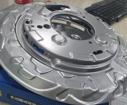 【兆恒機械】沖壓模具拉伸、成型、沖孔材料使用禁忌及折彎工藝細節處理